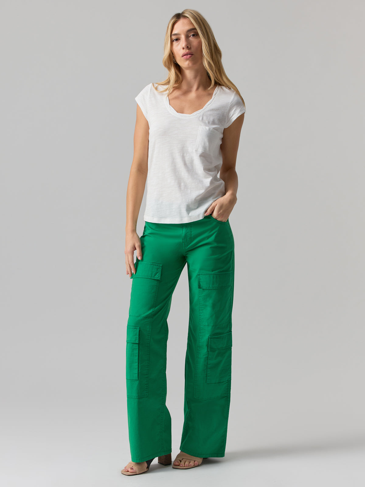 Low Slung Y2K Standard Rise Cargo Pant Jelly Bean
