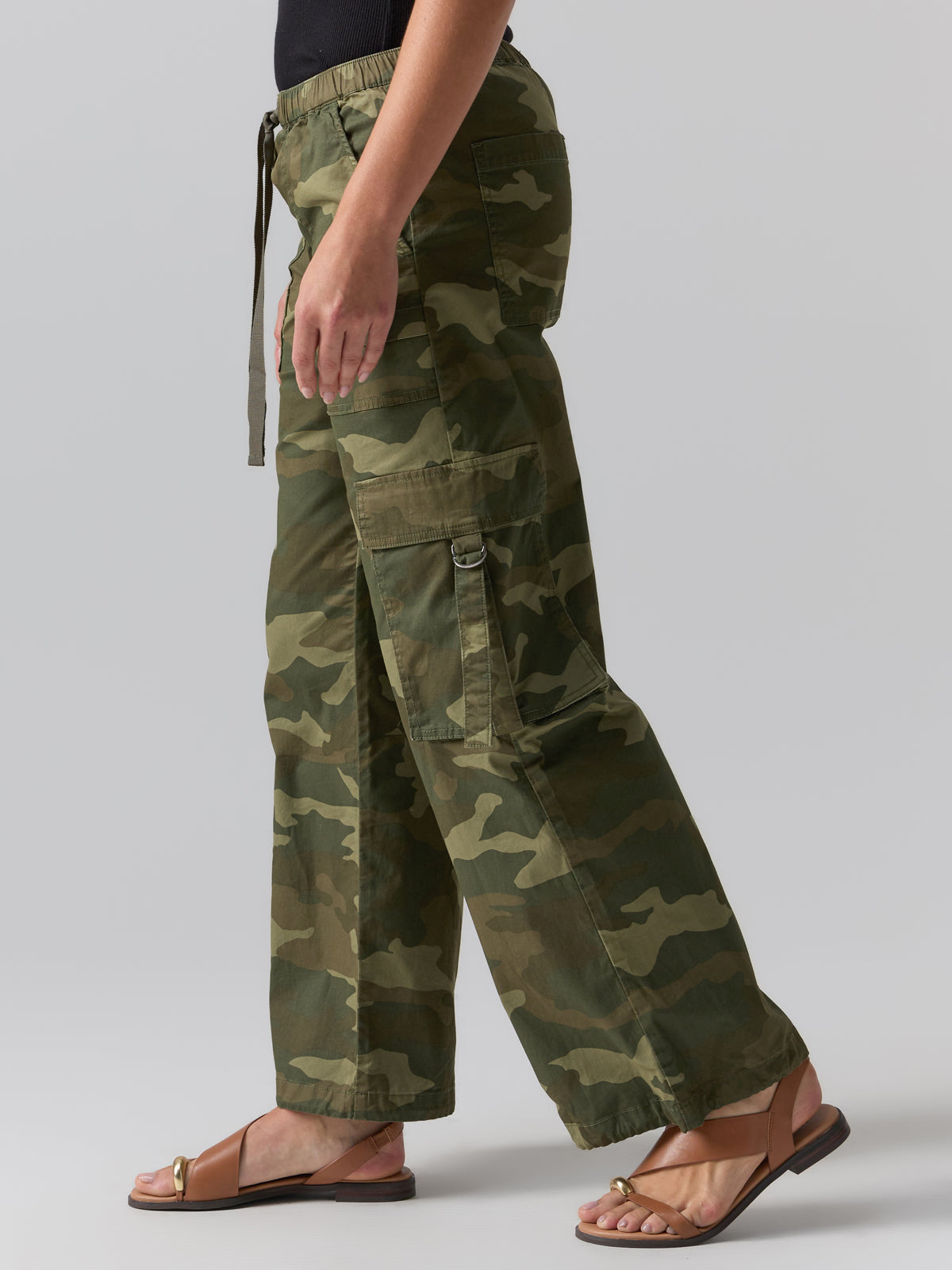 Cargo Parachute High Rise Pant Renew Camo