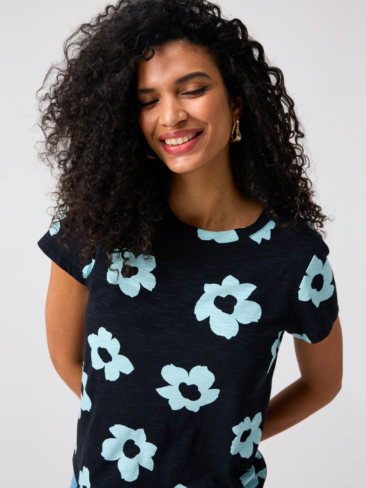 The Perfect Tee Aqua Flower Pop